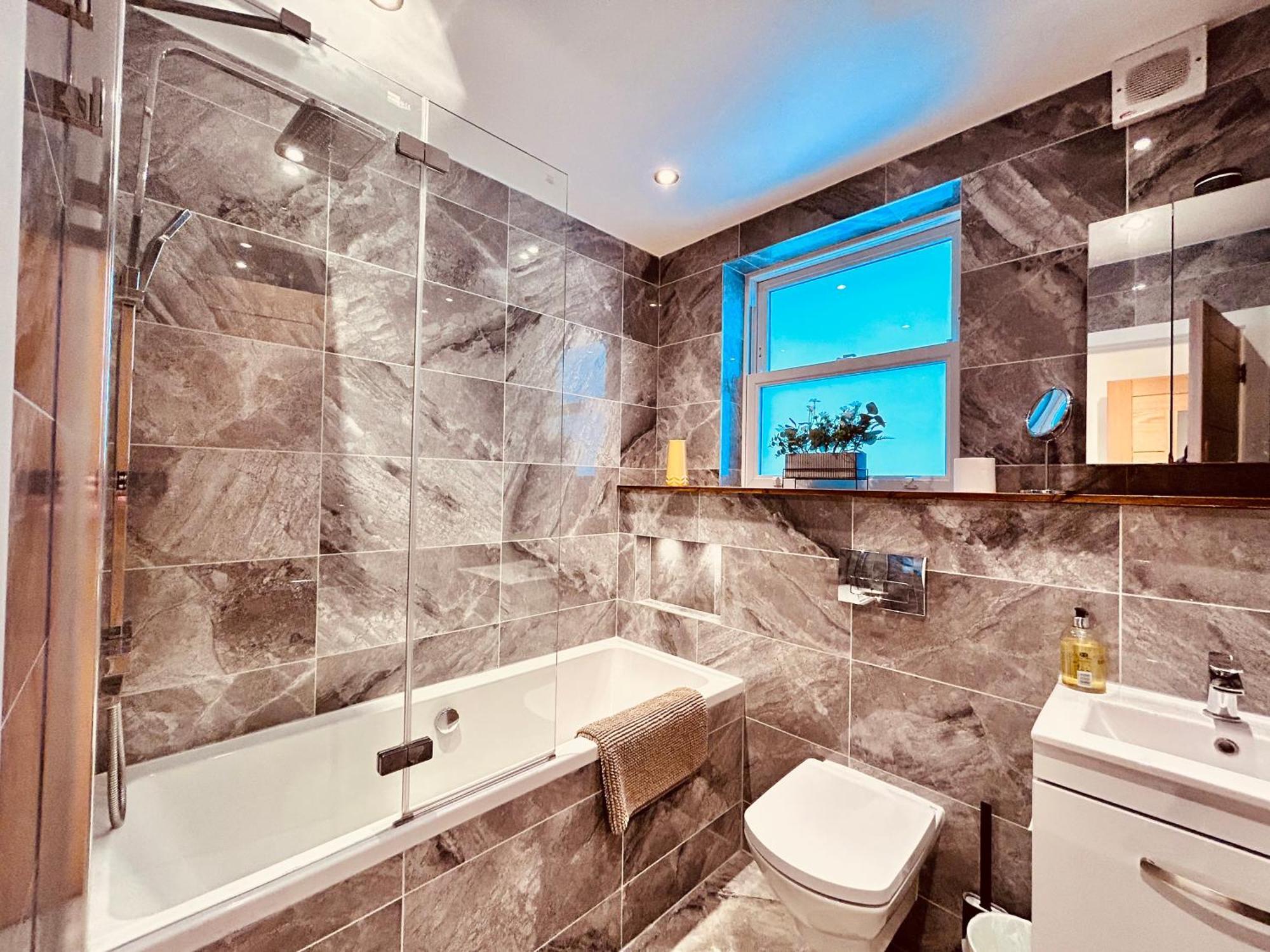 Stunning Spacious B.Apt. Slps.4 Londra Dış mekan fotoğraf